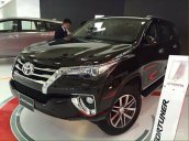 Toyota Thăng Long - Toyota Fortuner 2017, khuyến mại cực tốt, hỗ trợ đăng ký đăng kiểm, trả góp 80%, LH: 0974505154