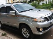 Bán xe Toyota Fortuner 2.5G đời 2009, màu bạc số sàn