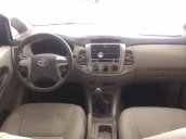 Cần bán Toyota Innova 2.0E, sản xuất 2015