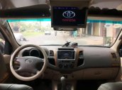 Bán xe Toyota Fortuner đời 2009, màu bạc