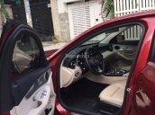 Cần bán xe Mercedes C200 sản xuất 2015, màu đỏ còn mới