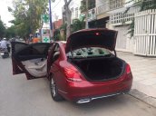 Cần bán xe Mercedes C200 sản xuất 2015, màu đỏ còn mới