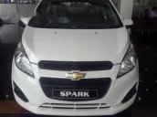 Bán ô tô Chevrolet Spark 2017, màu trắng