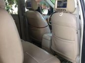 Bán xe Toyota Innova G sản xuất 2011, màu bạc số sàn