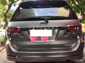 Cần bán xe Toyota Fortuner 2.5G đời 2015, màu bạc như mới