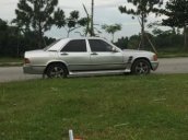 Cần bán gấp Mercedes 190 đời 1993, màu bạc, nhập khẩu nguyên chiếc chính chủ, 67 triệu