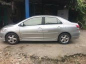 Cần bán lại xe Toyota Vios sản xuất 2009 màu bạc, giá tốt, số tự động