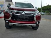 Bán Mitsubishi Pajero 4x4 AT đời 2017, màu đỏ, nhập khẩu nguyên chiếc