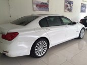 Bán BMW 7 Series 750Li sản xuất 2010, màu trắng, xe nhập 