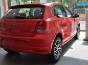 VW Sài Gòn, bán Volkswagen Polo Hatchback, màu đỏ. Dán phim 3M, phủ Nano cho 10 khách hàng đầu tiên