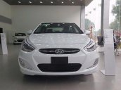 Bán xe Hyundai Accent Blue đời 2017, màu trắng, 535tr