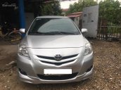 Cần bán lại xe Toyota Vios sản xuất 2009 màu bạc, giá tốt, số tự động