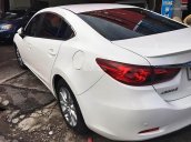 Cần bán xe Mazda 6 2.0 2015, màu trắng