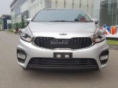 Bán xe Kia Rondo GMT đời 2017, hỗ trợ vay 85%, đưa 165tr lấy xe ngay, LH: 0902 870 210