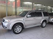 Bán Ford Everest MT đời 2014, đã đi 28000 km