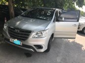 Bán xe Toyota Innova 2.0E năm 2014, màu bạc chính chủ, 595 triệu