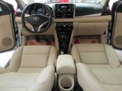 Cần bán xe Toyota Vios đời 2017, màu bạc