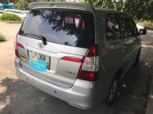 Bán xe Toyota Innova 2.0E năm 2014, màu bạc chính chủ, 595 triệu