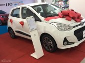 Hyundai Grand i10 1.0 AT đời 2018, màu trắng. Xe mới 100%, trả góp 85%, LH Hương: 0902.608.293