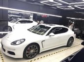 HCM, bán Porsche Panamera đời 2015 màu trắng
