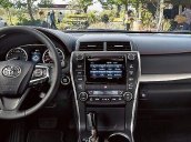 Cần bán Toyota Camry 2017, màu đen