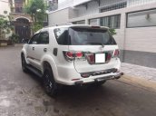 Bán Toyota Fortuner G đời 2016, màu trắng số sàn