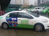 Cần bán gấp Toyota Vios đời 2010, màu trắng, giá tốt