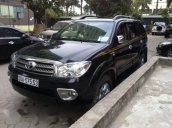 Bán Toyota Fortuner sản xuất 2009, màu đen chính chủ