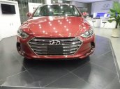 Cần bán xe Hyundai Elantra đời 2017, màu đỏ