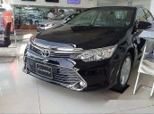 Cần bán Toyota Camry 2017, màu đen