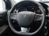 Bán xe Peugeot 3008 1.6 TURBO tăng áp AT đời 2017, màu đen