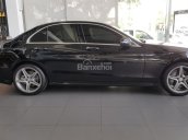 Bán Mercedes đời 2018, màu đen, xe nhập giá tốt nhất