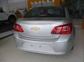 Bán xe Chevrolet Cruze năm 2017, màu bạc, 589tr