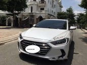 Cần bán xe Hyundai Elantra 1.6 AT đời 2016, màu trắng