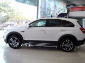 Bán ô tô Chevrolet Captiva đời 2017, màu trắng