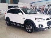 Bán ô tô Chevrolet Captiva đời 2017, màu trắng