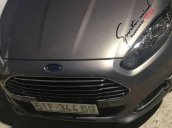 Cần bán lại xe Ford Fiesta đời 2015, màu xám xe gia đình