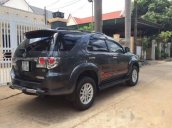 Bán xe Toyota Fortuner đời 2014 như mới, giá bán 835tr