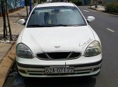 Bán xe Daewoo Nubira 1.6MT đời 2002, màu trắng xe gia đình, giá tốt