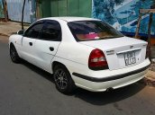 Bán xe Daewoo Nubira 1.6MT đời 2002, màu trắng xe gia đình, giá tốt