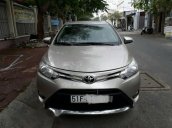 Gia đình bán xe Toyota Vios đời 2016, màu vàng