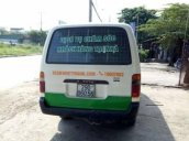 Chính chủ bán Toyota Hiace đời 2001, màu trắng