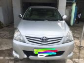 Chính chủ bán xe Toyota Innova đời 2011, màu bạc