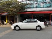 Cần bán gấp Daewoo Lanos đời 2001, màu trắng