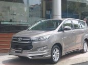 Bán xe Toyota Innova sản xuất 2017, màu bạc