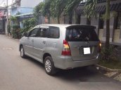 Bán Toyota Innova G sản xuất 2014, màu bạc số tự động, giá tốt