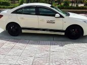 Bán xe Chevrolet Cruze LS 1.6 MT đời 2011, màu trắng như mới, 390tr