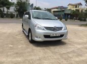 Cần bán Toyota Innova đời 2008, màu bạc chính chủ giá cạnh tranh