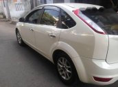 Cần bán gấp Ford Focus đời 2010, màu trắng, 400 triệu