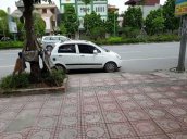 Cần bán Chevrolet Spark sản xuất 2010, màu trắng